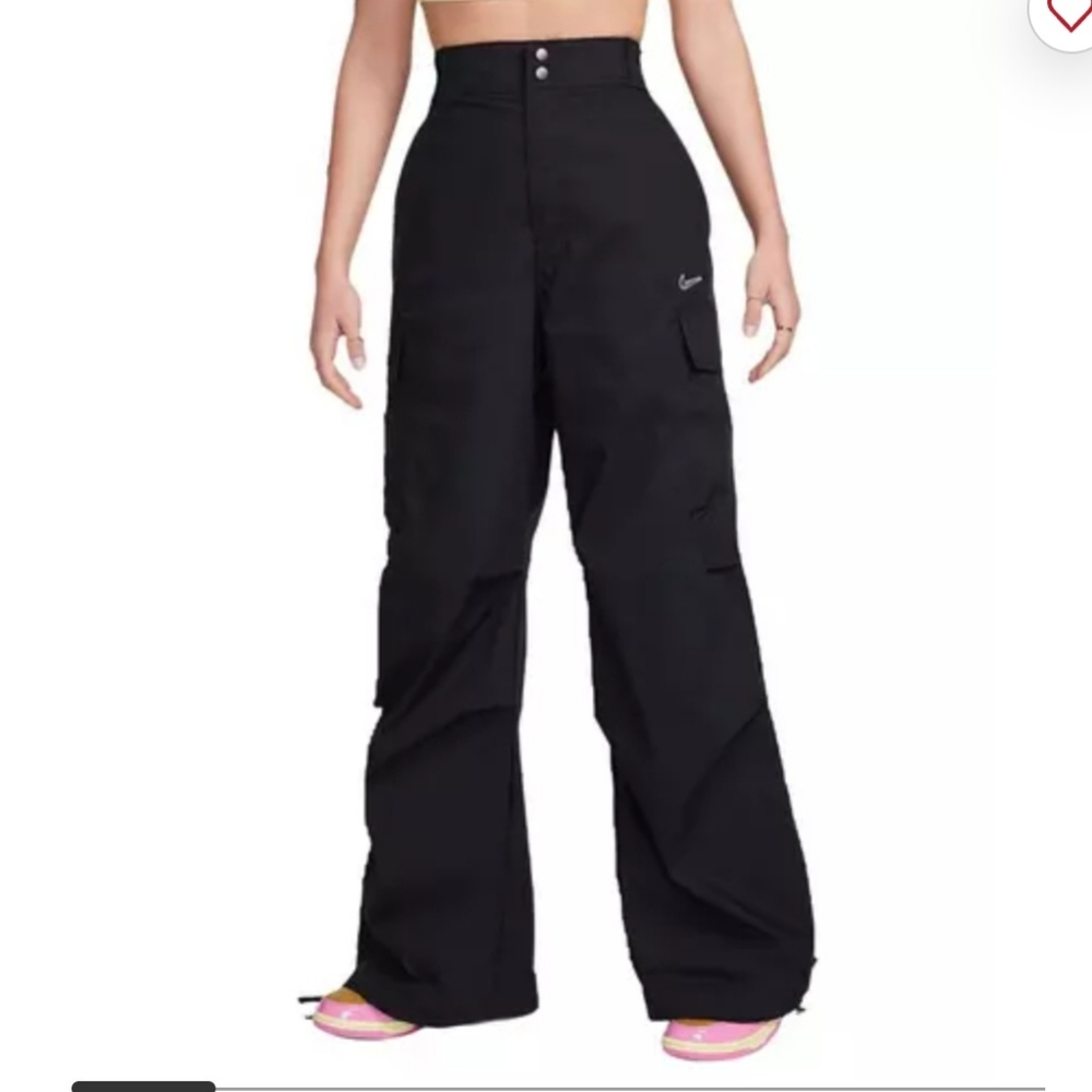 Nike Loose Fit Pants